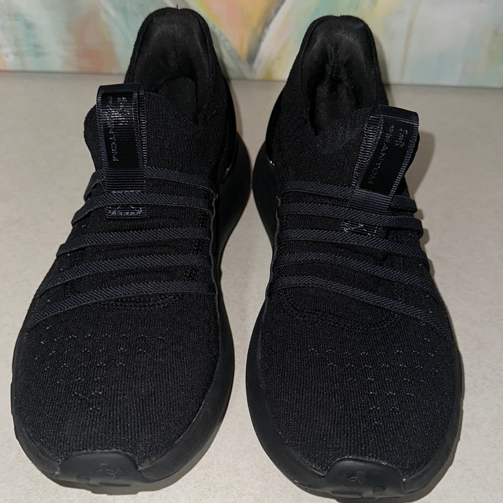 Women’s UA Phantom slide ons